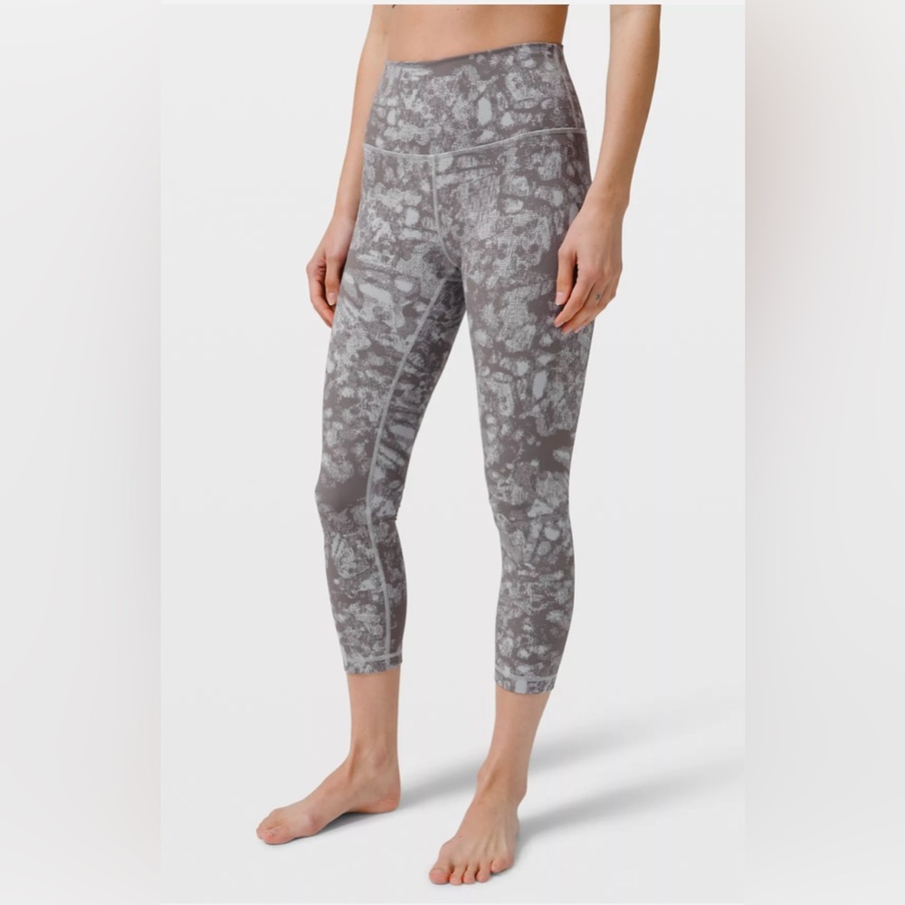 Lululemon Wunder Under High-Rise Crop 23" Synthesize Jacquard Starlight Grey Fog